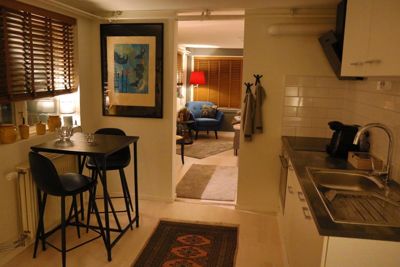 Goete'S B&B Tumba ภายนอก รูปภาพ