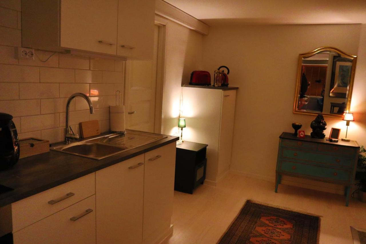 Goete'S B&B Tumba ภายนอก รูปภาพ