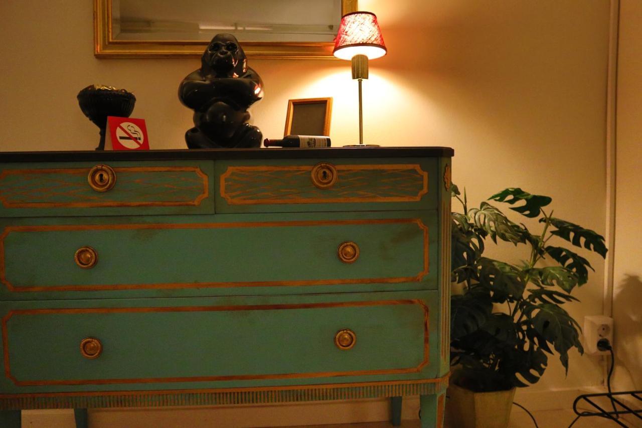 Goete'S B&B Tumba ภายนอก รูปภาพ