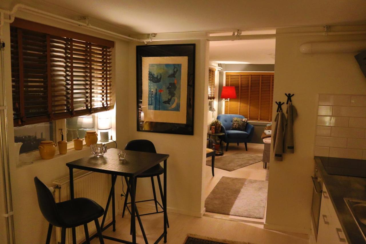 Goete'S B&B Tumba ภายนอก รูปภาพ