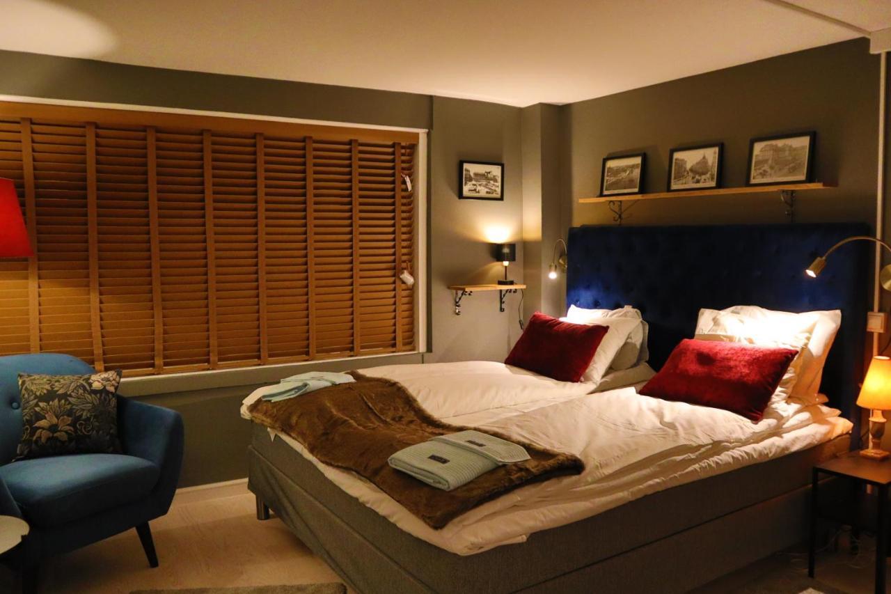 Goete'S B&B Tumba ภายนอก รูปภาพ